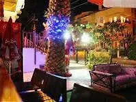 Avisos And Otel