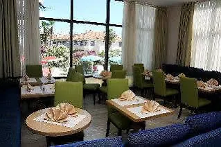 Avisos And Otel 3*