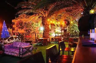 فندق Avisos And 3*
